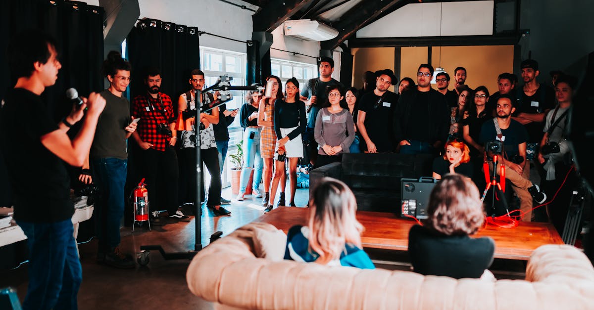 découvrez l'art du networking pour développer vos relations professionnelles, échanger des idées et saisir de nouvelles opportunités. apprenez les meilleures stratégies pour élargir votre réseau et maximiser votre impact dans votre secteur.