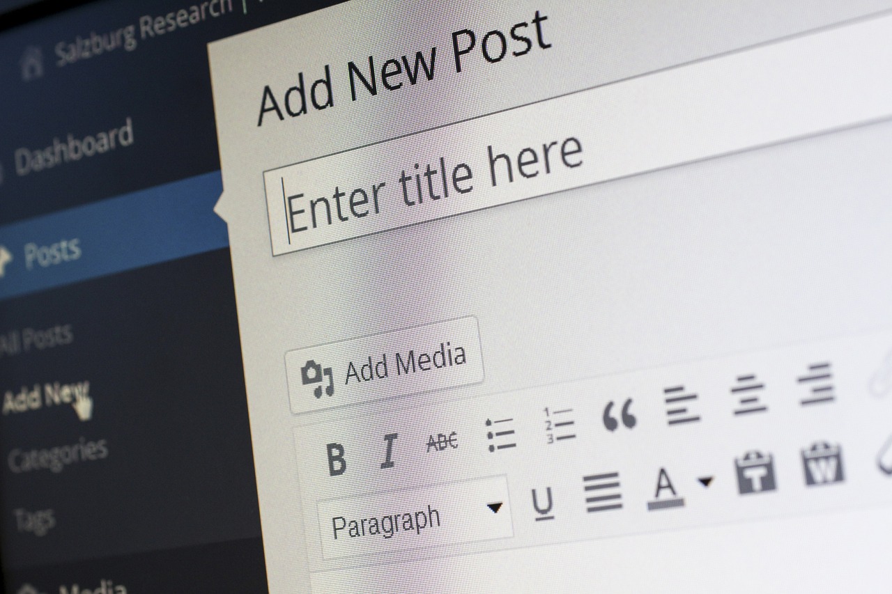 Quels outils sont indispensables pour gérer un blog d’entrepreneuriat ?