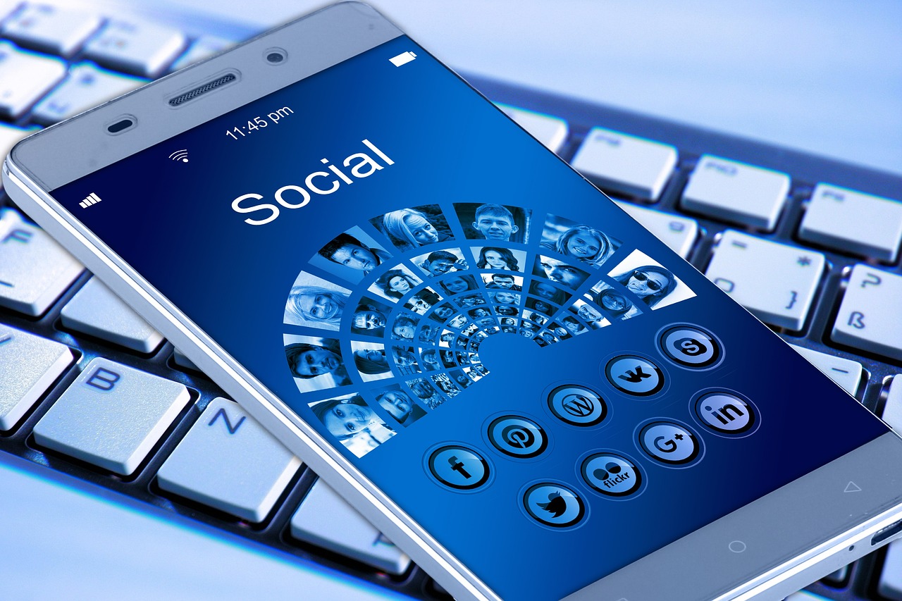 Comment utiliser les réseaux sociaux pour promouvoir un blog d’entrepreneuriat ?
